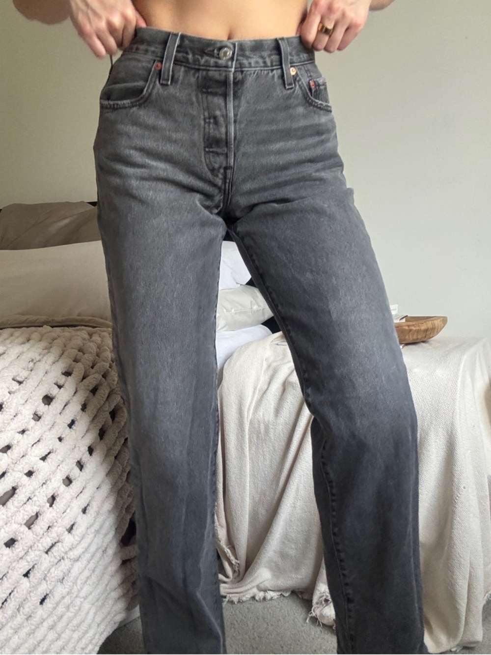 Levi’s 501 Dark Grey High-Rise Distressed Straight Leg Jeans - Picture 2 of 10